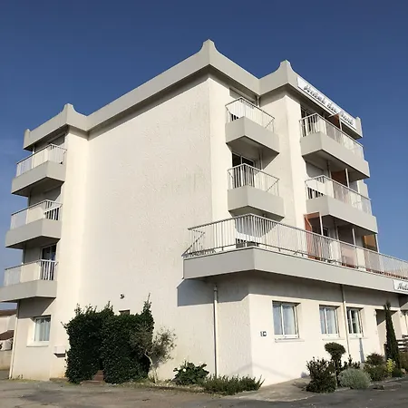 Du Port מלון LʼAiguillon-sur-Mer