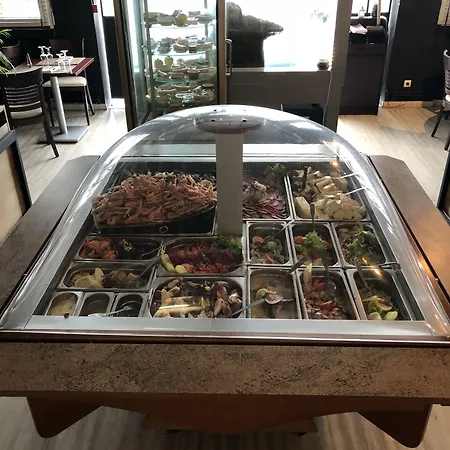 Du Port מלון LʼAiguillon-sur-Mer