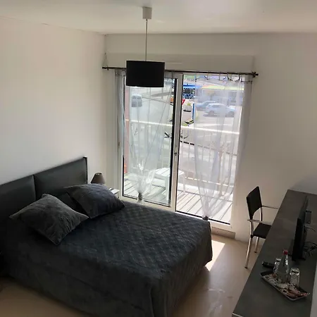 Du Port מלון LʼAiguillon-sur-Mer