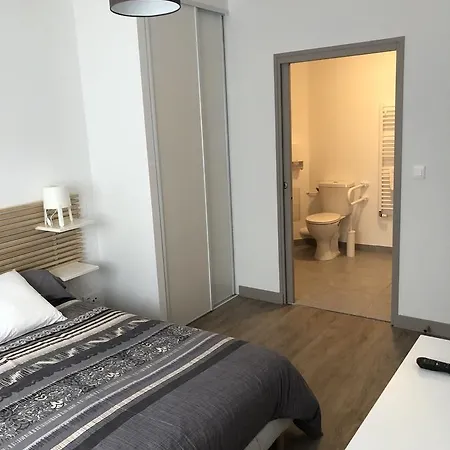Du Port Hotel 3*