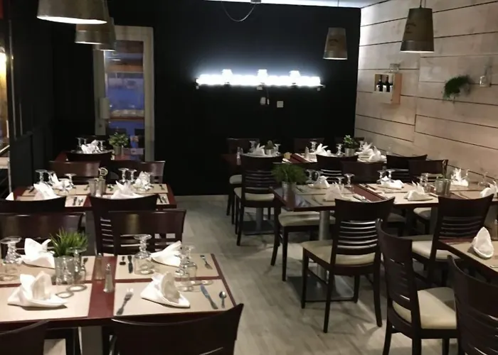 Du Port Отель Л'Эгийон-сюр-Мер